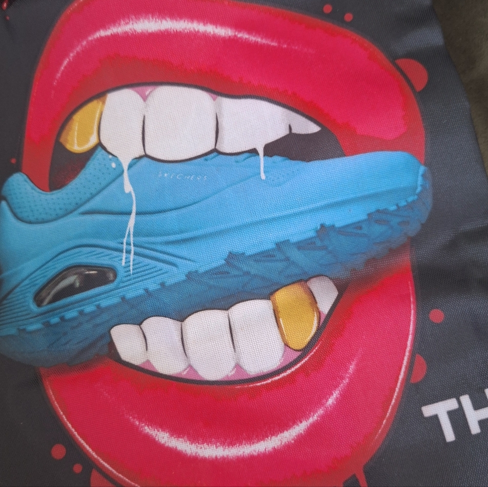 Sketchers Drawstring Backpack - Picture 3 of 6